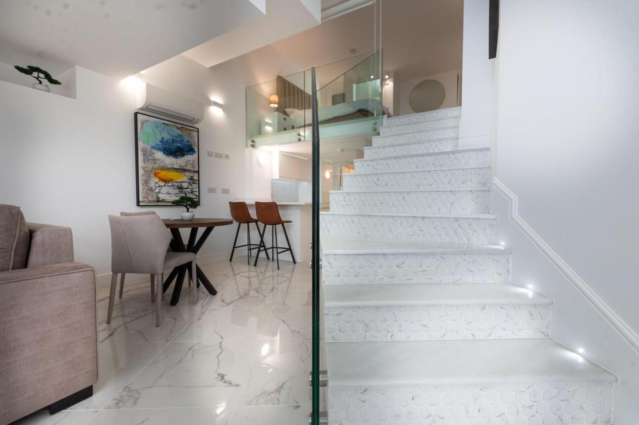 Beachfront Maisonette ジブラルタル エクステリア 写真